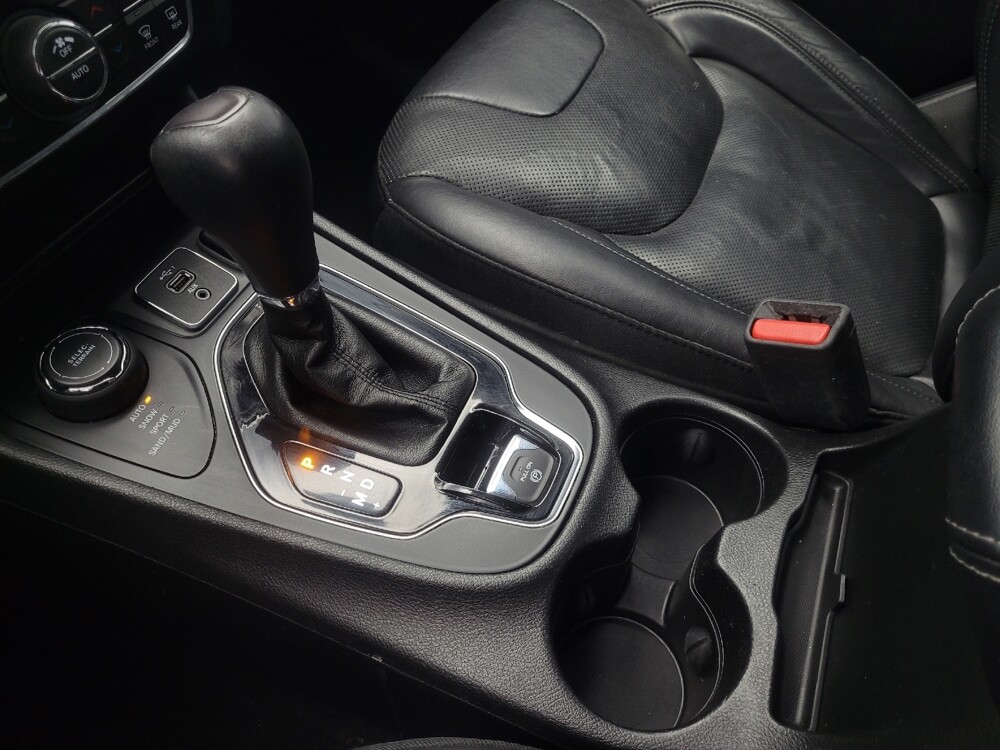 2019 Jeep Cherokee in Highland, IN 46322 - 18067707 26