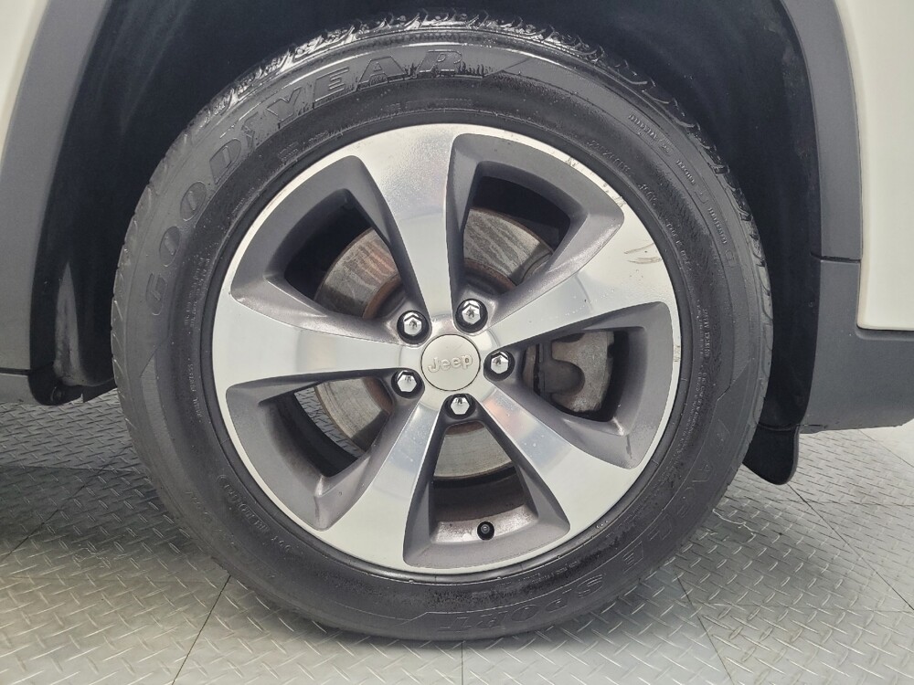 2019 Jeep Cherokee in Highland, IN 46322 - 18067707 31