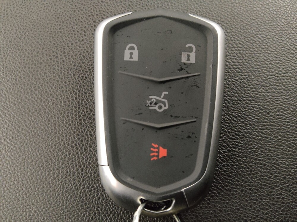 2020 Chevrolet Equinox in Denver, CO 80012 - 18067712 32