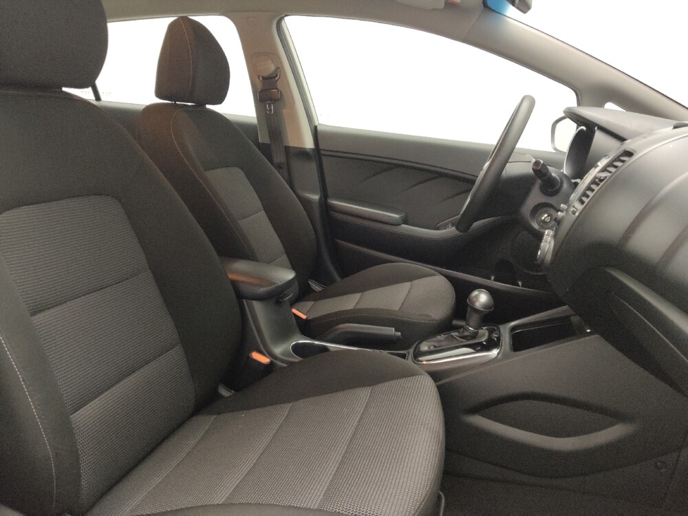 2017 Kia Forte in Stone Mountain, GA 30083 - 18067737 21