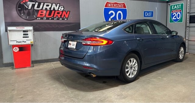 2018 Ford Fusion in Conyers, GA 30094 - 18067753 4