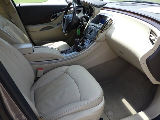 2011 Buick LaCrosse in Flowery Branch, GA 30542 - 18067757 7
