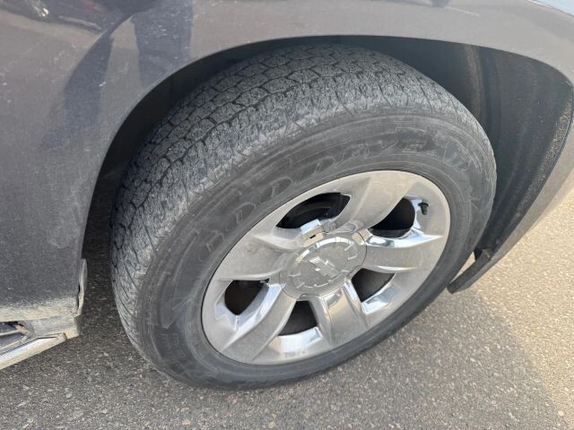 2015 Chevrolet Suburban in Wadena, MN 56482 - 18067780 13