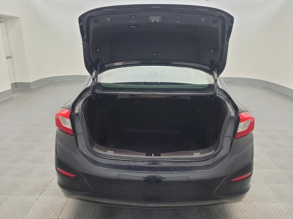 2019 Chevrolet Cruze in Albuquerque, NM 87113 - 18067841 29