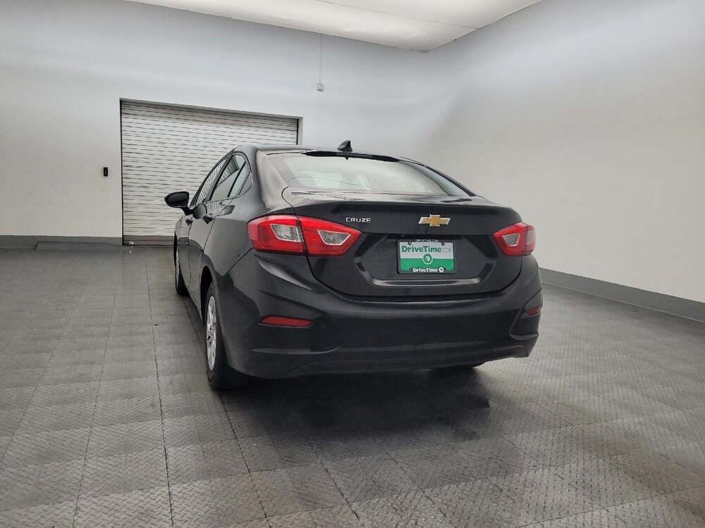 2019 Chevrolet Cruze in Albuquerque, NM 87113 - 18067841 6