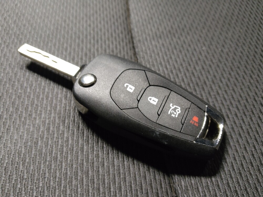 2019 Chevrolet Cruze in Albuquerque, NM 87113 - 18067841 32