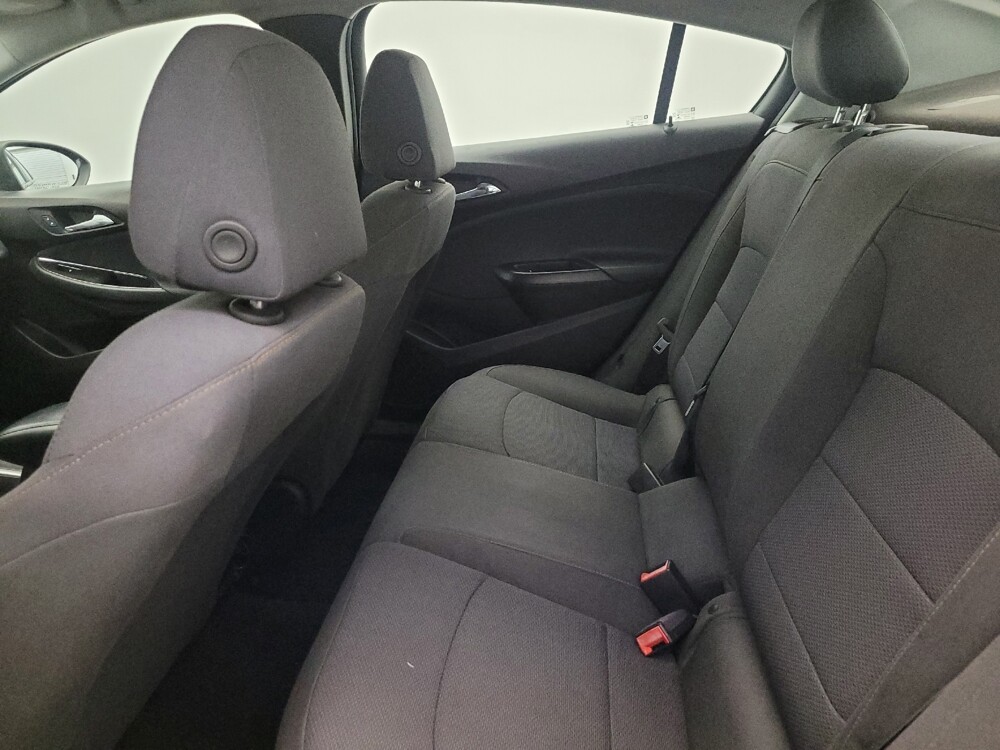 2019 Chevrolet Cruze in Albuquerque, NM 87113 - 18067841 18