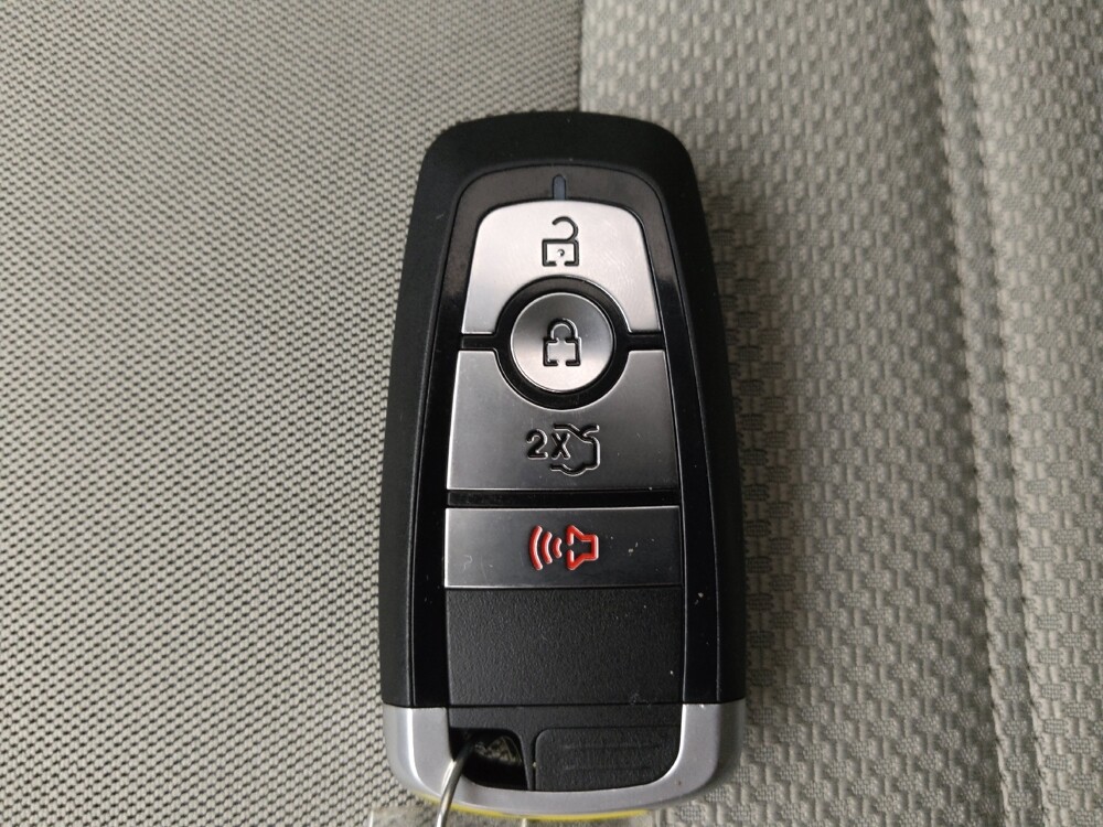 2017 Ford Fusion in Lakeland, FL 33815 - 18067855 32