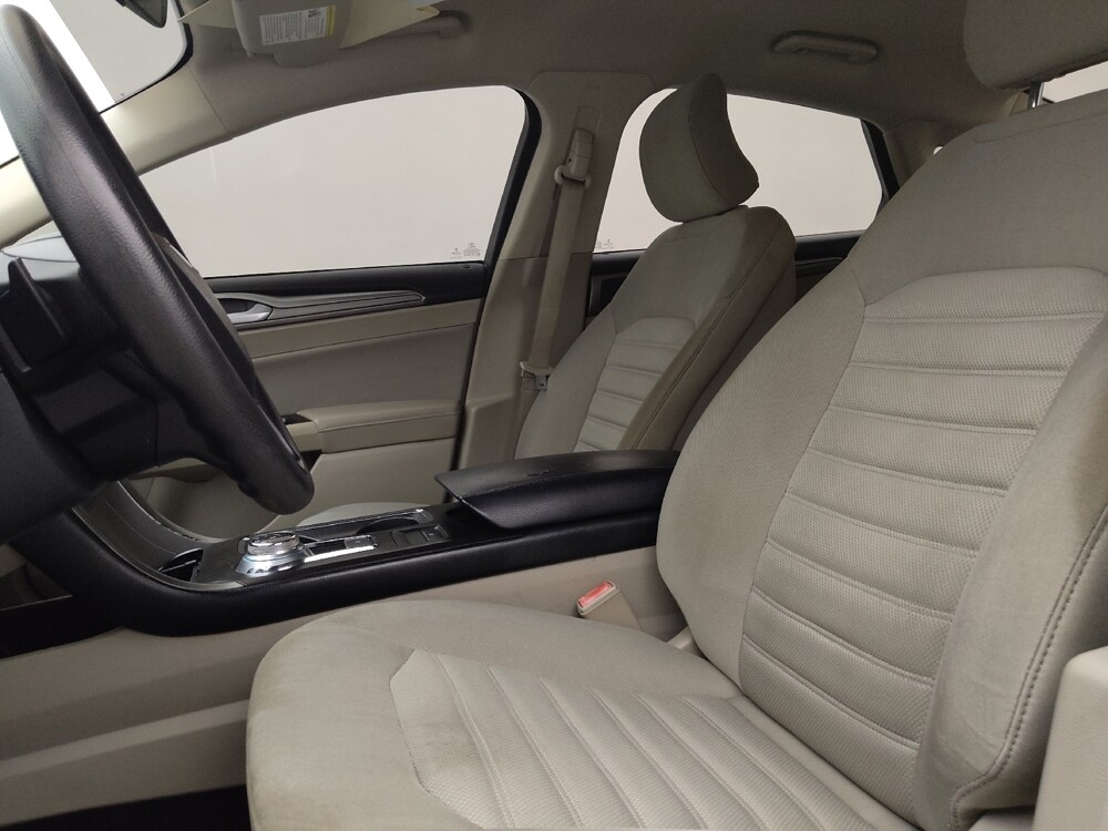 2017 Ford Fusion in Lakeland, FL 33815 - 18067855 17