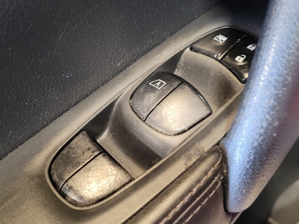 2017 Nissan Rogue Sport in Orlando, FL 32808 - 18067881 27