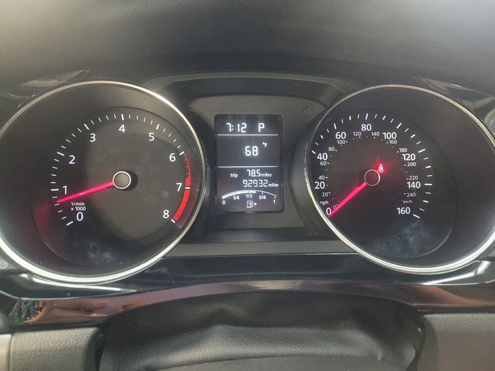 2016 Volkswagen Jetta in Fayetteville, NC 28304 - 18067909 23