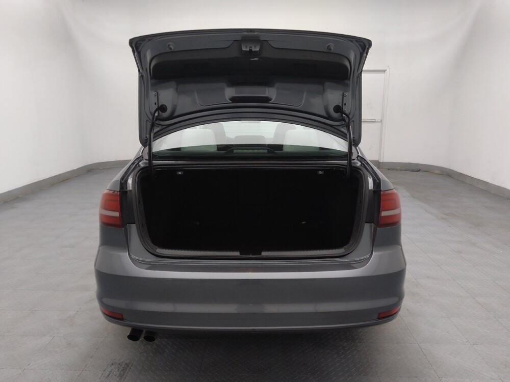 2016 Volkswagen Jetta in Fayetteville, NC 28304 - 18067909 29