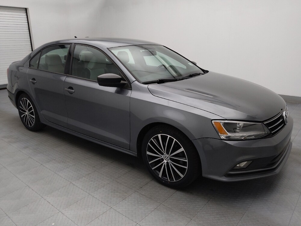 2016 Volkswagen Jetta in Fayetteville, NC 28304 - 18067909 11