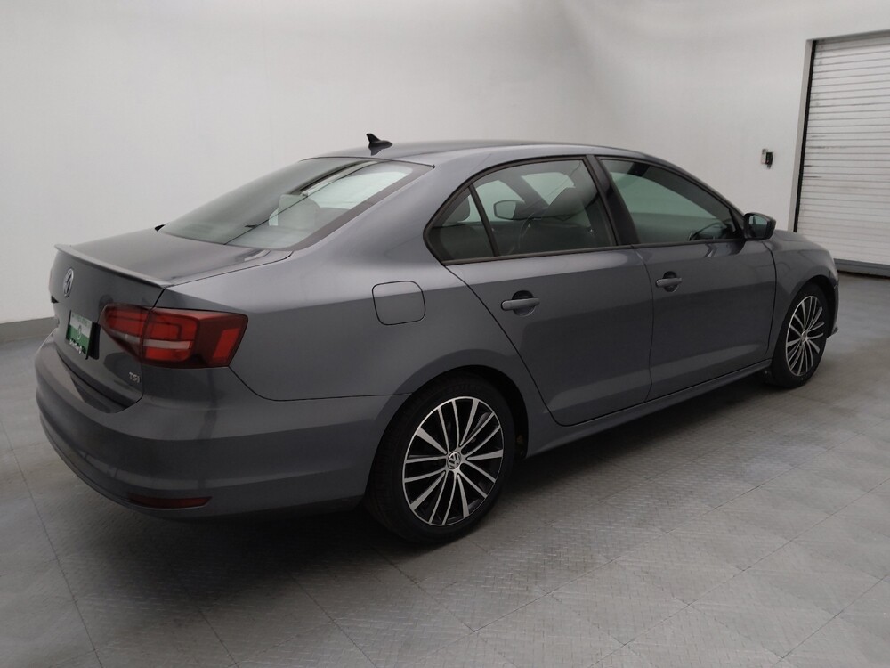 2016 Volkswagen Jetta in Fayetteville, NC 28304 - 18067909 10