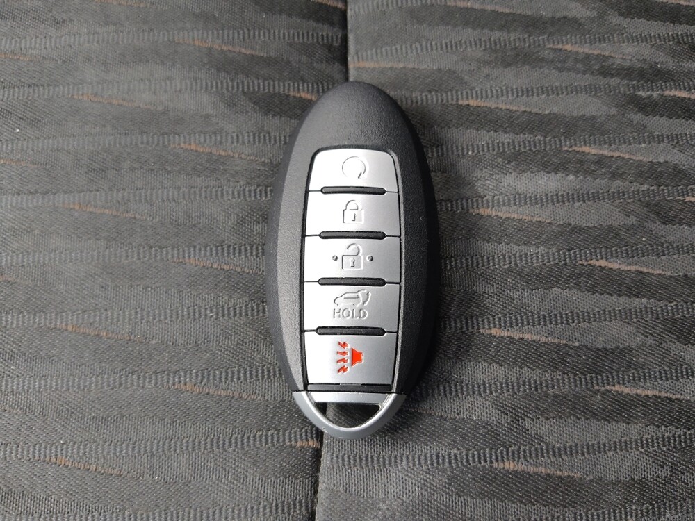 2018 Nissan Rogue in Charlotte, NC 28213 - 18067910 32