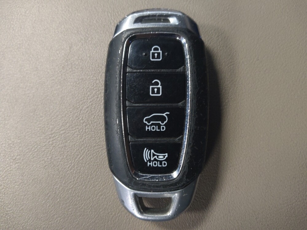 2019 Hyundai Santa Fe in Houston, TX 77060 - 18067933 32