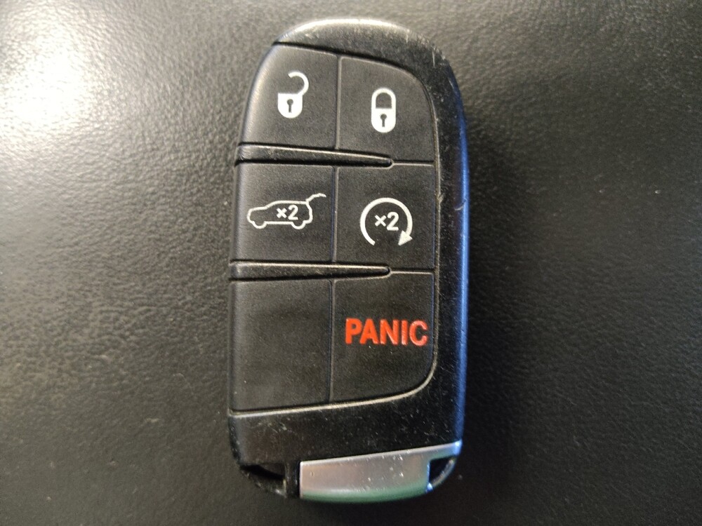 2016 Jeep Grand Cherokee in Houston, TX 77034 - 18067946 32