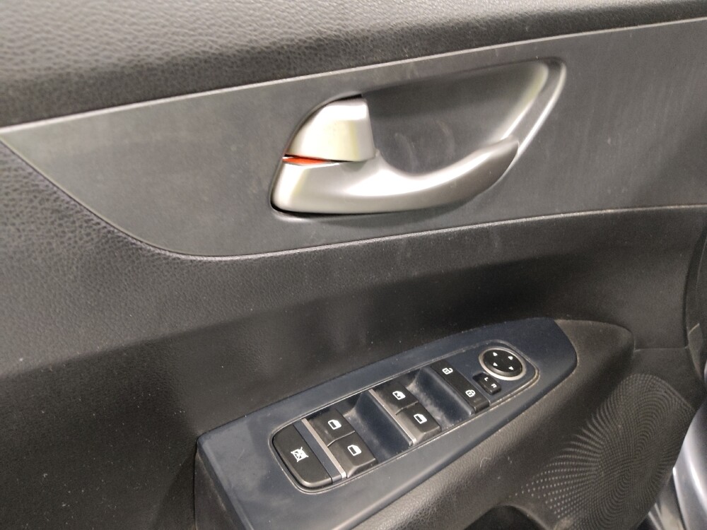 2020 Kia Forte in Columbus, OH 43228 - 18067956 27