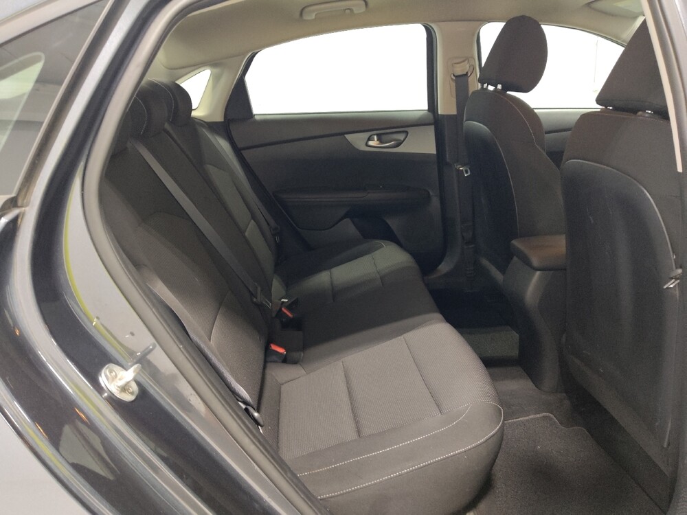 2020 Kia Forte in Columbus, OH 43228 - 18067956 19