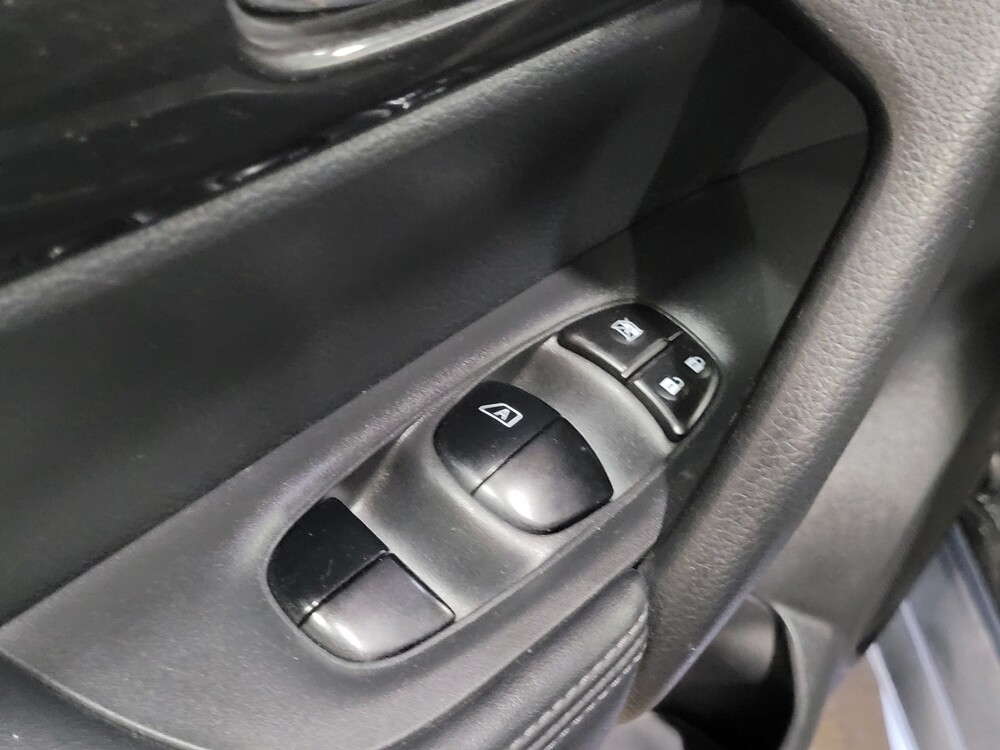 2018 Nissan Rogue in Chesapeake, VA 23320 - 18067974 27