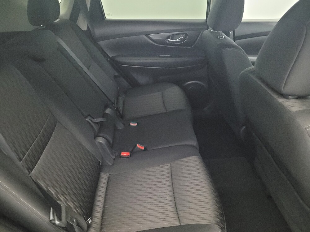 2018 Nissan Rogue in Chesapeake, VA 23320 - 18067974 19