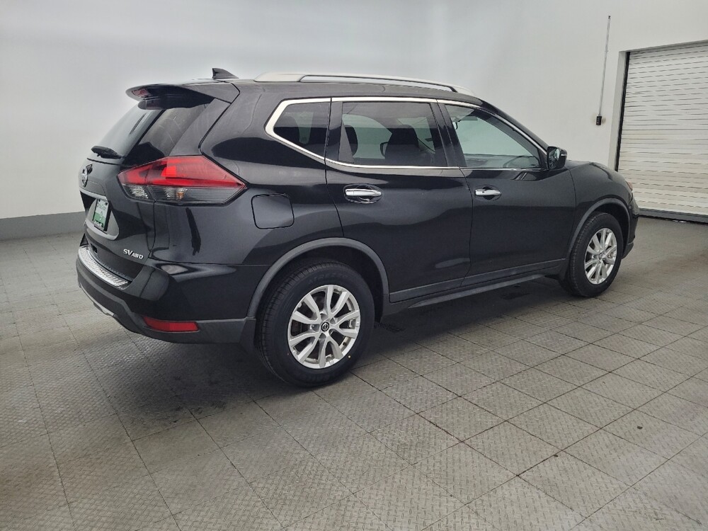 2018 Nissan Rogue in Chesapeake, VA 23320 - 18067974 10