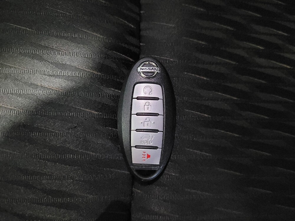 2018 Nissan Rogue in Chesapeake, VA 23320 - 18067974 32