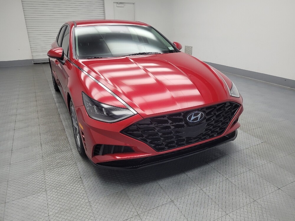 2021 Hyundai Sonata in Mishawaka, IN 46545 - 18068003 14