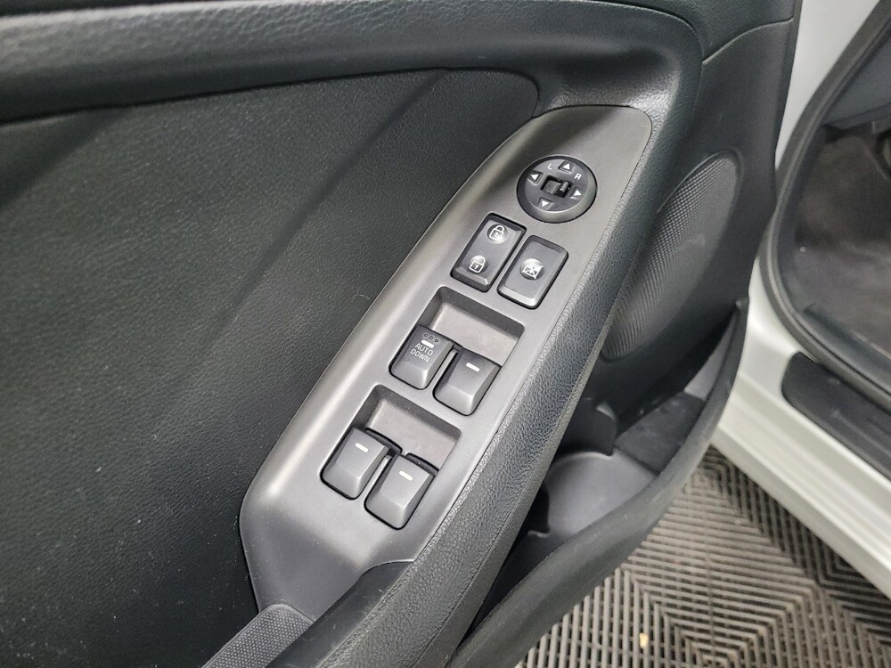 2018 Kia Forte in Pittsburgh, PA 15237 - 18068041 27