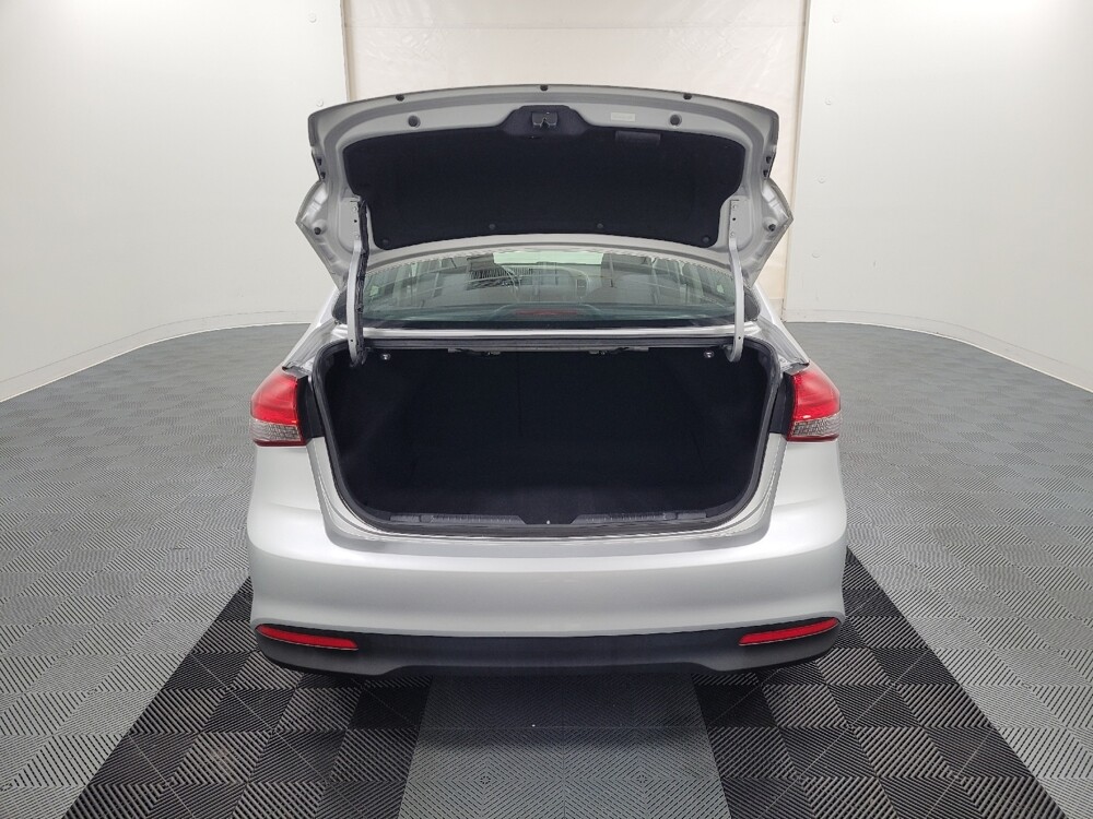 2018 Kia Forte in Pittsburgh, PA 15237 - 18068041 29