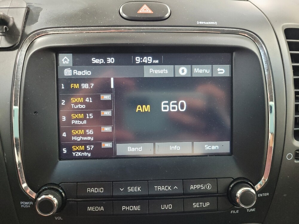 2018 Kia Forte in Pittsburgh, PA 15237 - 18068041 25