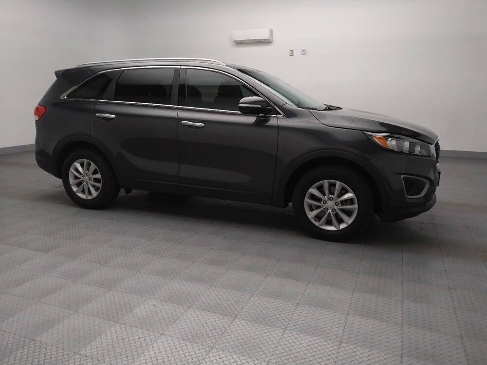 2017 Kia Sorento in Fort Worth, TX 76116 - 18068202 11