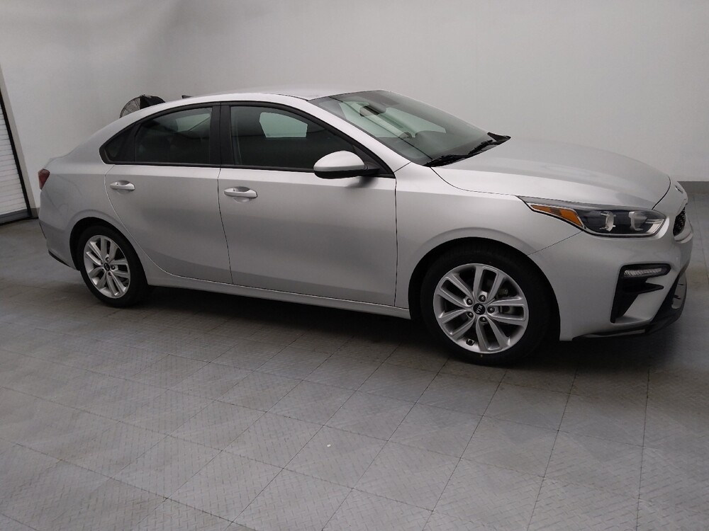 2020 Kia Forte in Greensboro, NC 27407 - 18068215 11