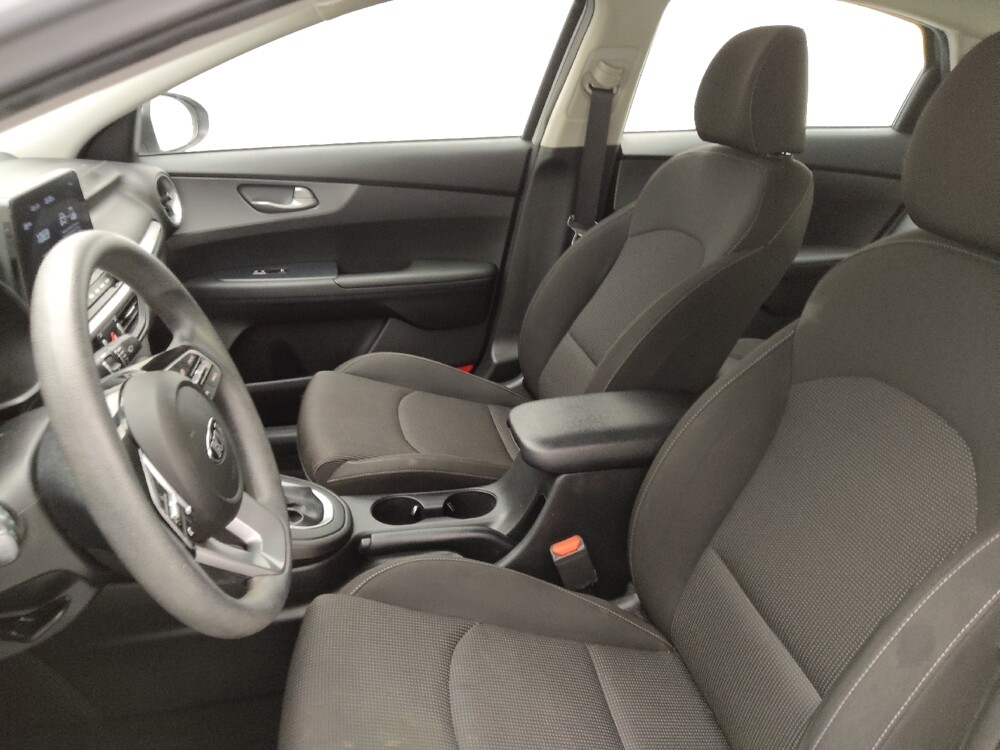 2020 Kia Forte in Greensboro, NC 27407 - 18068215 17