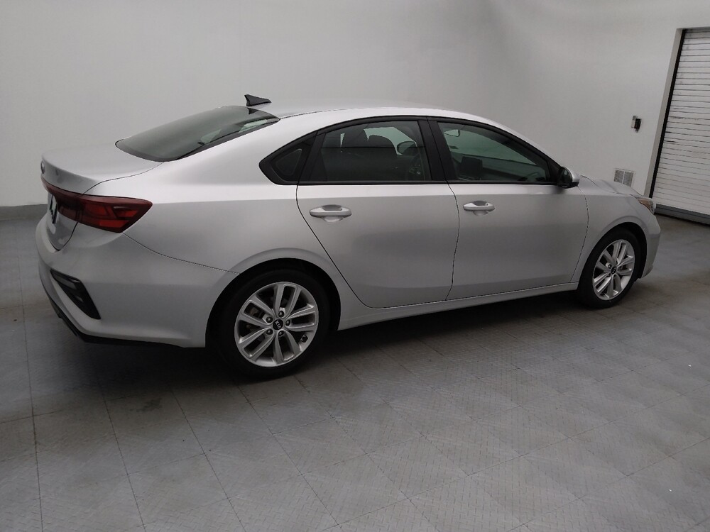 2020 Kia Forte in Greensboro, NC 27407 - 18068215 10