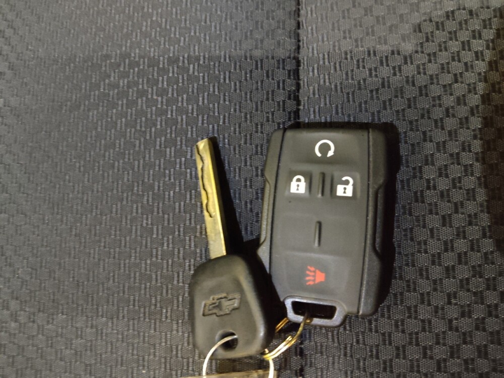 2016 Chevrolet Silverado 1500 in Tampa, FL 33619 - 18068219 32