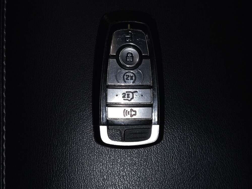 2021 Ford Explorer in Savannah, GA 31419 - 18068251 32