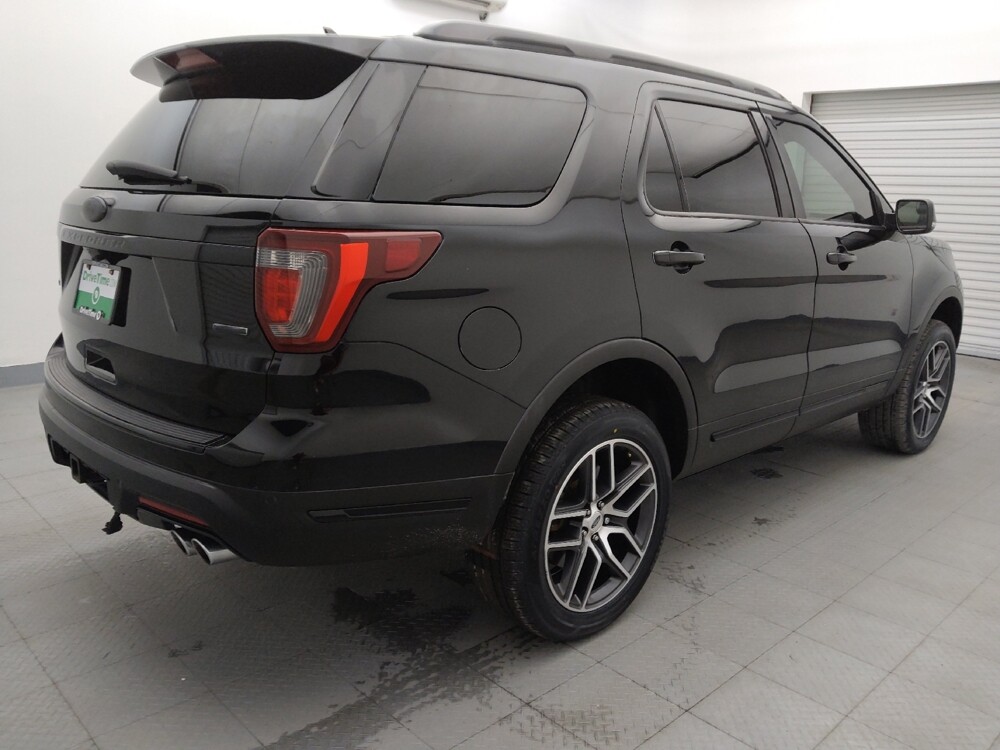 2018 Ford Explorer in Houston, TX 77074 - 18068284 9