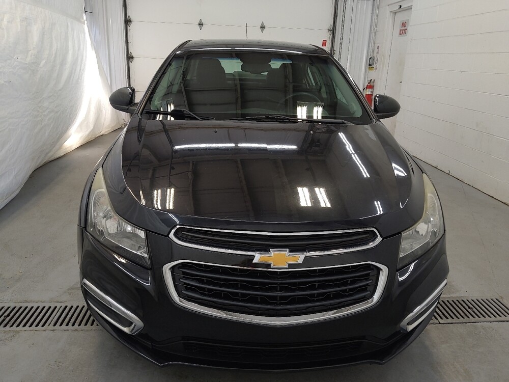2015 Chevrolet Cruze in Cincinnati, OH 45255 - 18068294 14