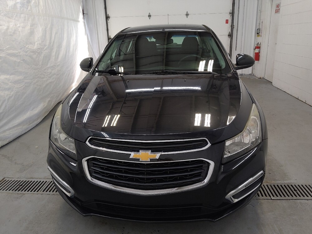 2015 Chevrolet Cruze in Cincinnati, OH 45255 - 18068294 15