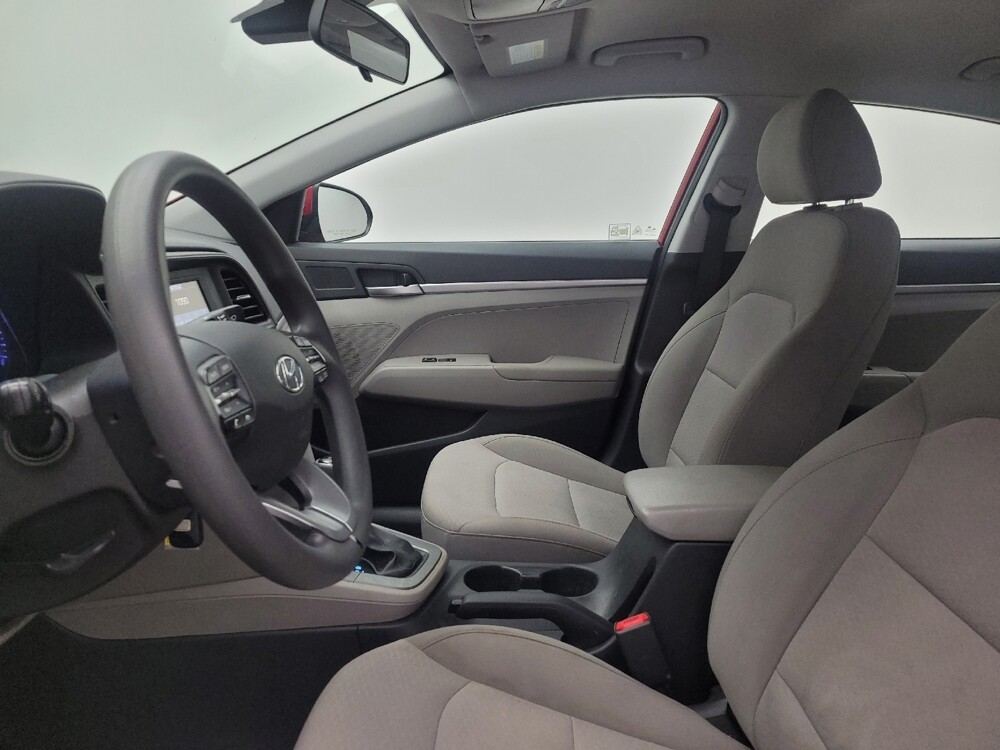 2020 Hyundai Elantra in Cincinnati, OH 45255 - 18068300 17