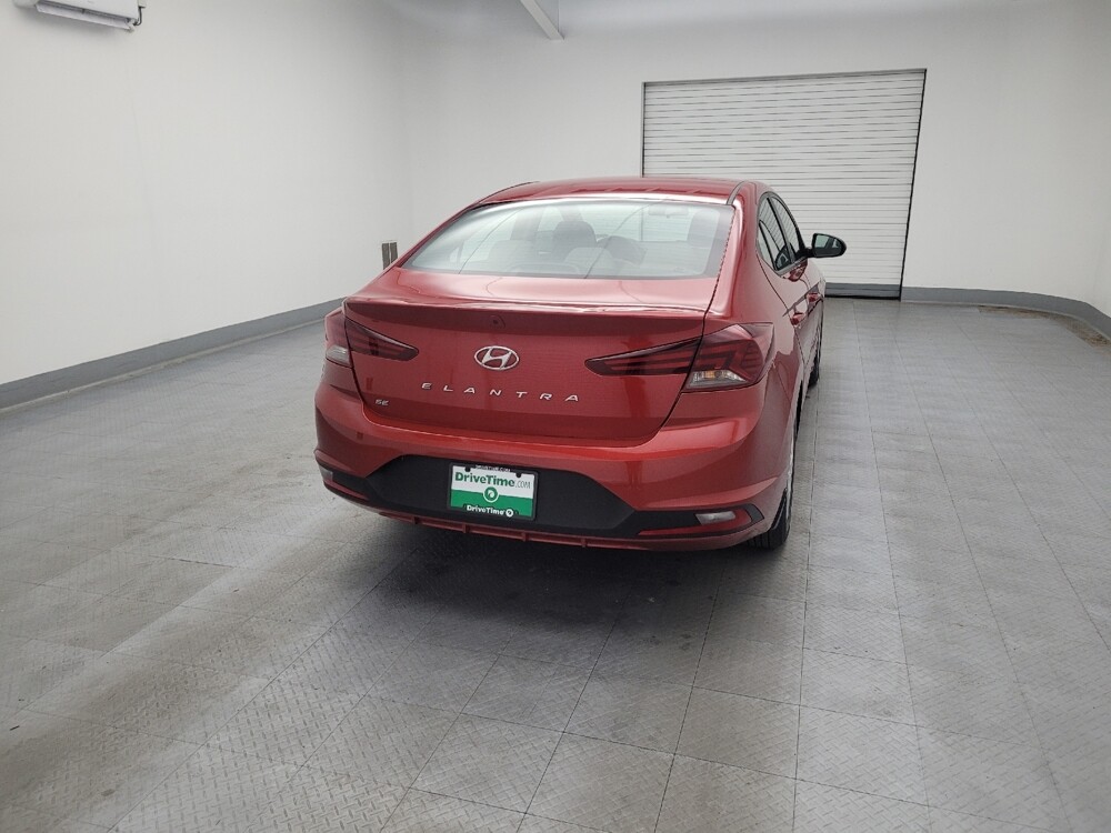 2020 Hyundai Elantra in Cincinnati, OH 45255 - 18068300 7