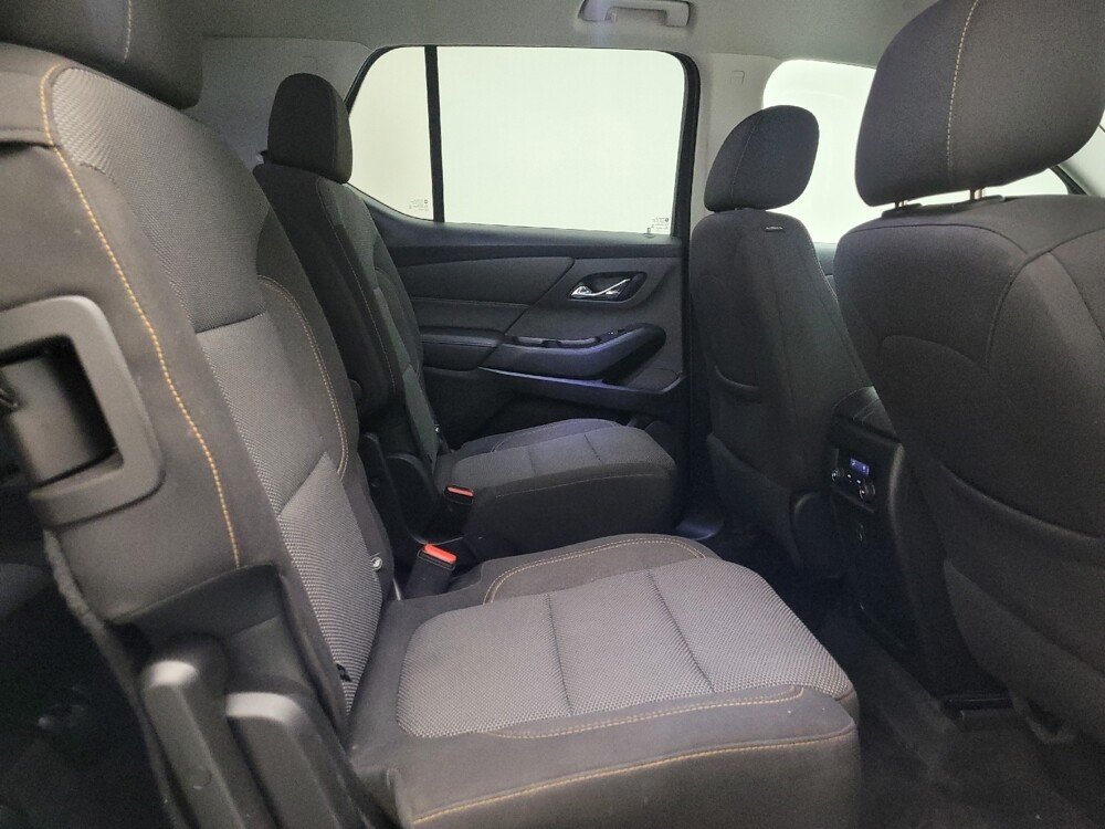 2019 Chevrolet Traverse in Lombard, IL 60148 - 18068336 19