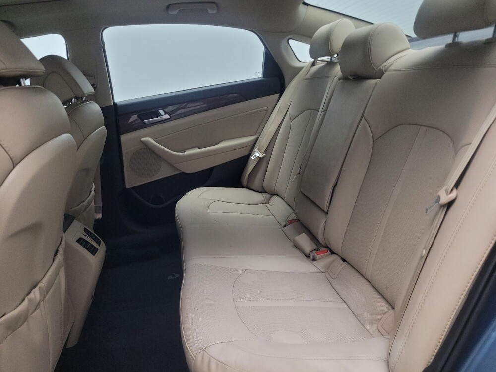 2017 Hyundai Sonata in Knoxville, TN 37923 - 18068347 18