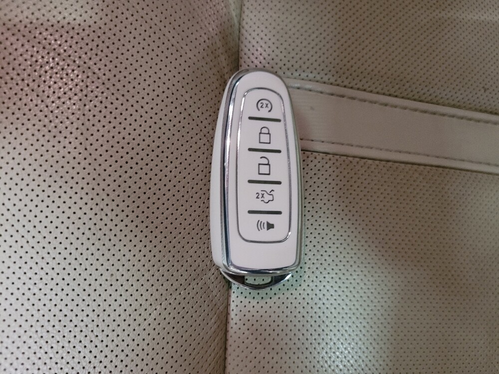 2015 Lincoln MKS in Langhorne, PA 19047 - 18068350 32