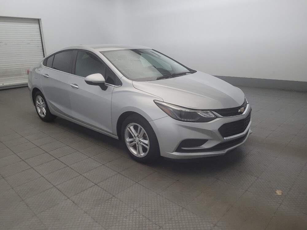 2018 Chevrolet Cruze in Langhorne, PA 19047 - 18068359 13