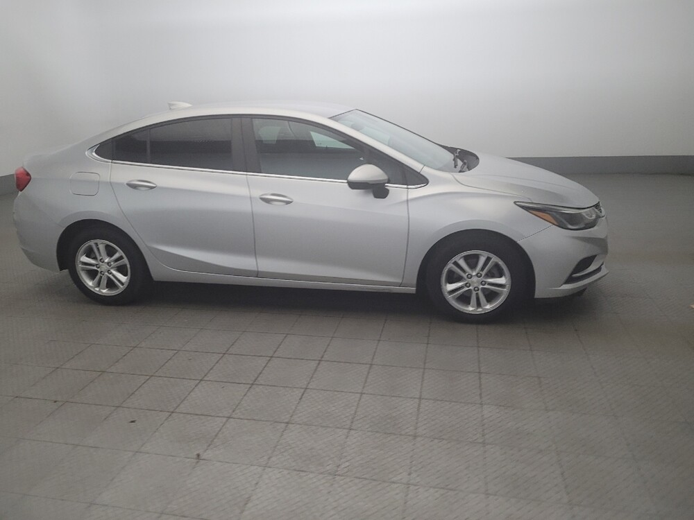 2018 Chevrolet Cruze in Langhorne, PA 19047 - 18068359 11
