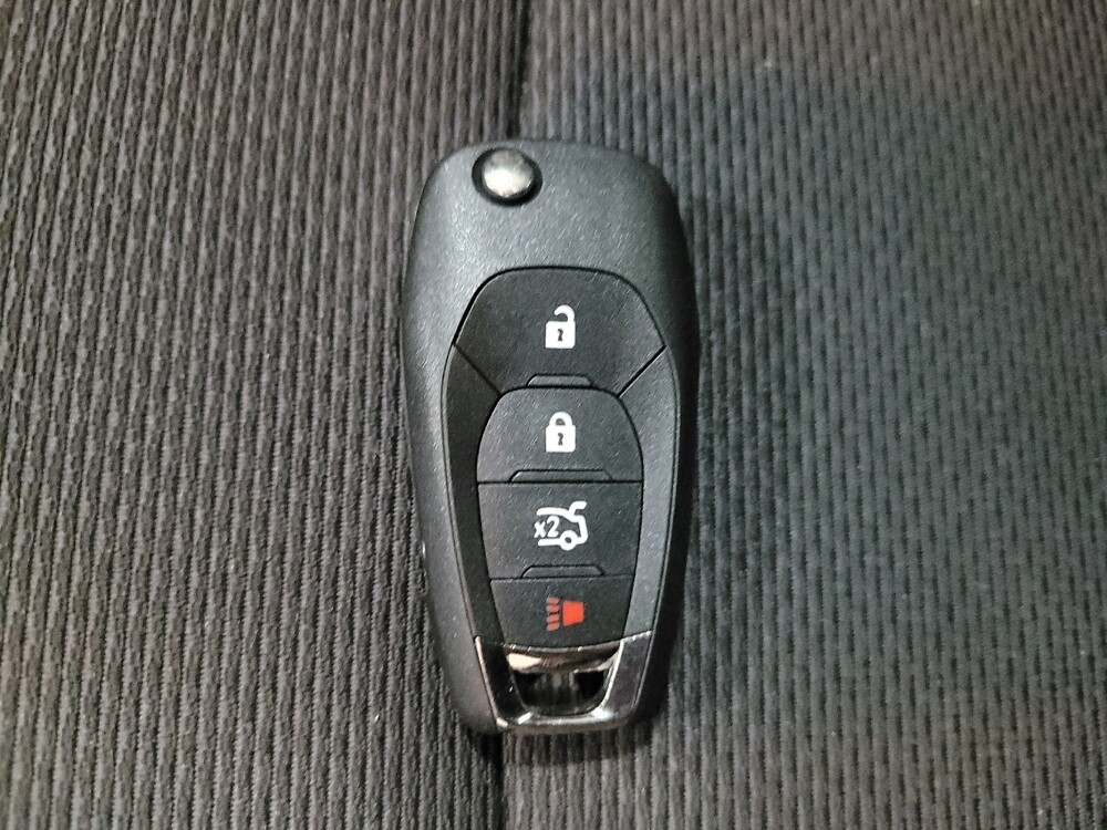 2018 Chevrolet Cruze in Langhorne, PA 19047 - 18068359 32