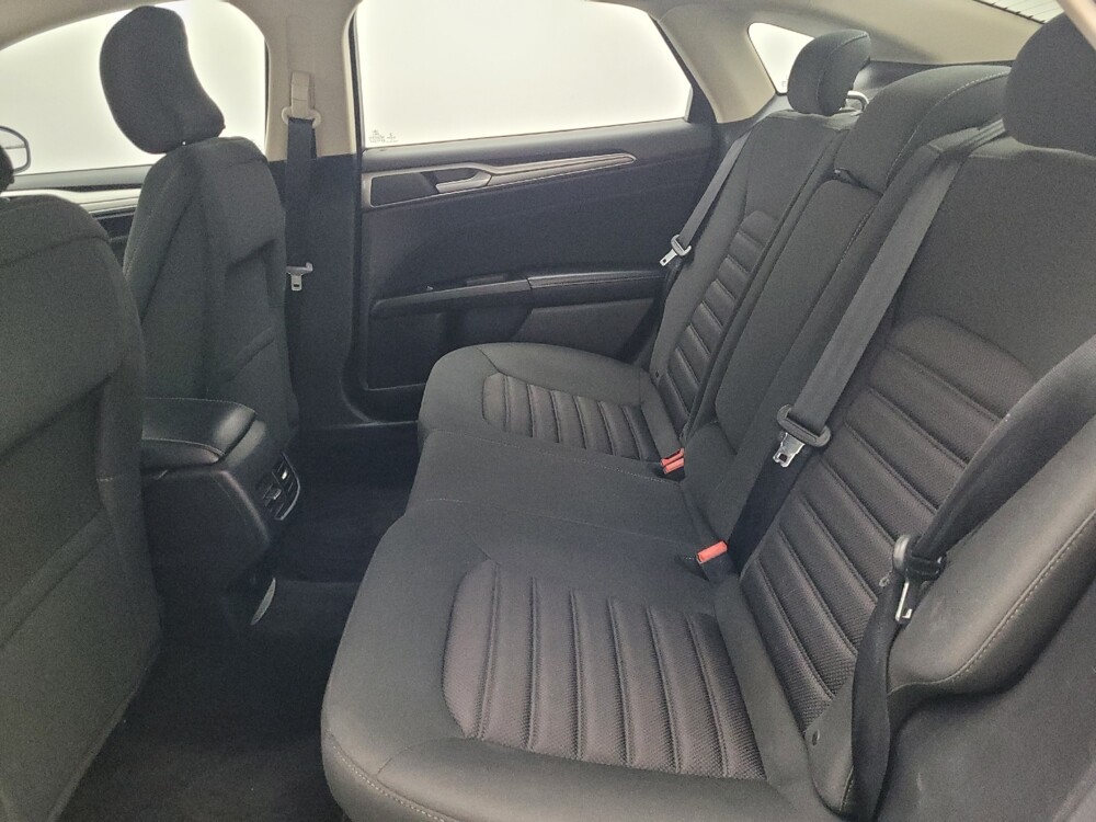 2017 Ford Fusion in Savannah, GA 31419 - 18068427 18