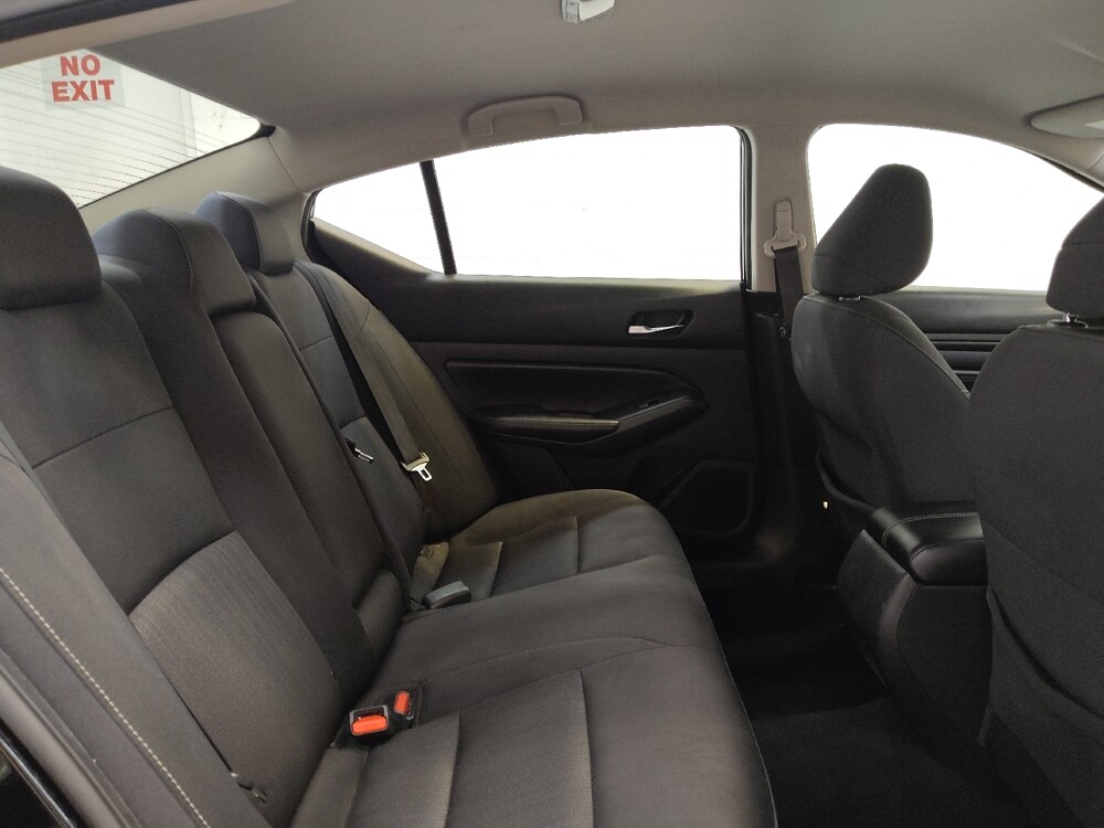 2020 Nissan Altima in Cincinnati, OH 45255 - 18068437 19